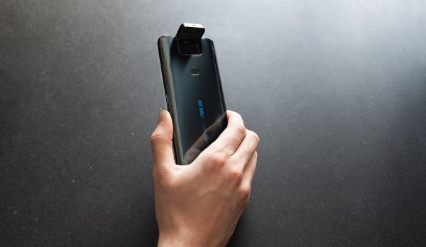 Компания ASUS представила флагманский смартфон ZenFone 6